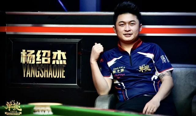 其中拉菲尼 其中拉菲尼