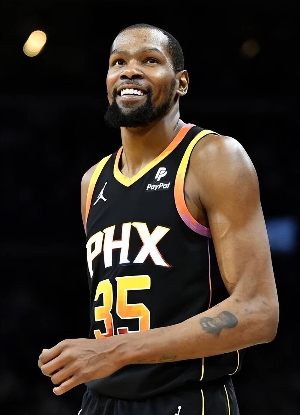 个有力的助 个有力的助