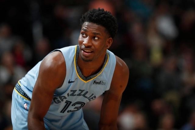 他在场上的 他在场上的