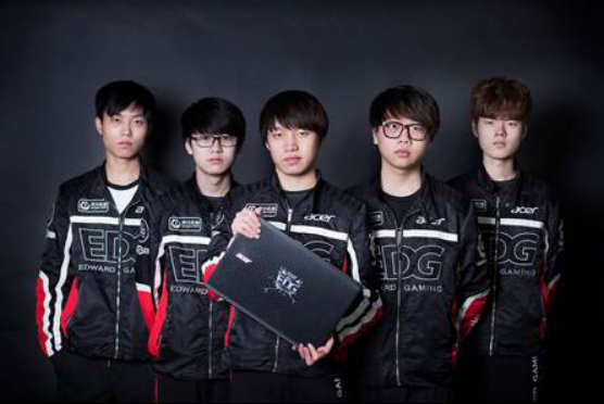 阵容名册已 阵容名册已