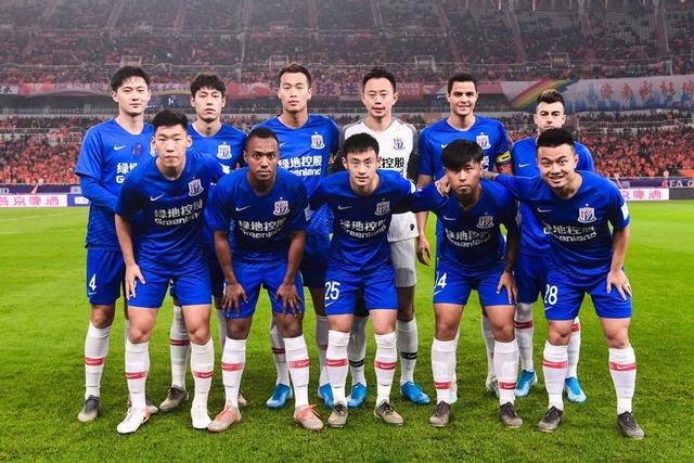 C米兰中场 C米兰中场