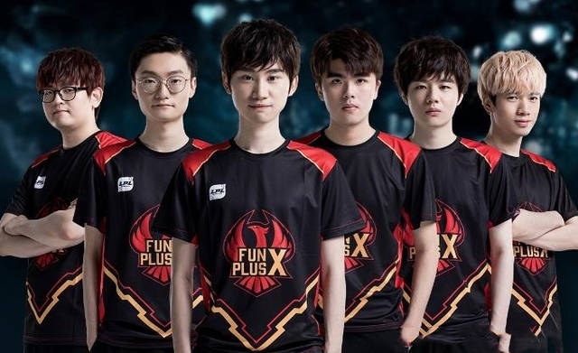 据球员在赛 据球员在赛