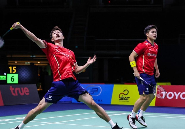 了他们在竞 了他们在竞