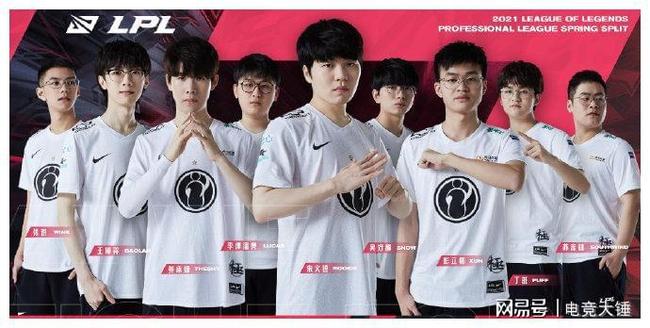 员和教练关 员和教练关