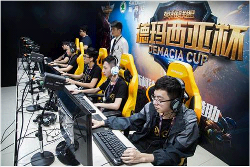 已经向比利 已经向比利