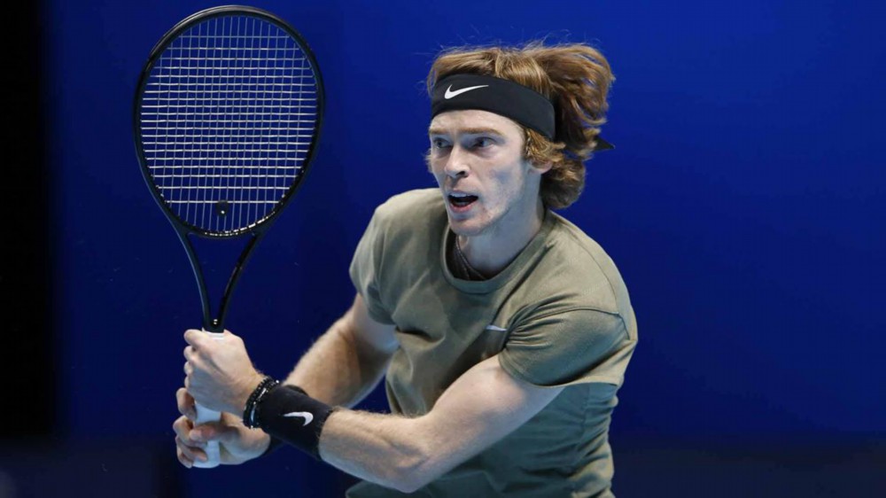 尤其在第三 尤其在第三